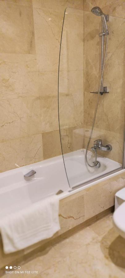 Bevs Ground Floor Roda Golf Apartment! San Javier Bilik gambar